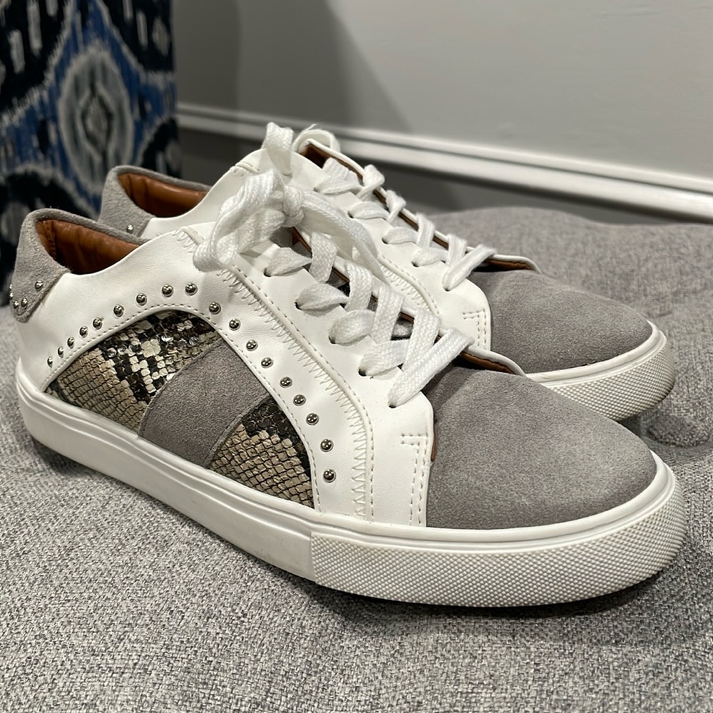 Steve Madden women’s shoes